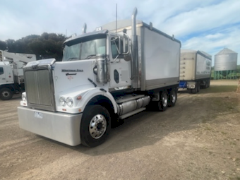 2010 Western Star 4800 Truck and Dog Tippers
