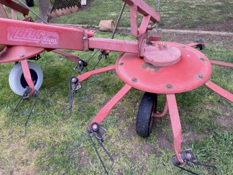 Lely Lotus 300 Tedder Hay Rake