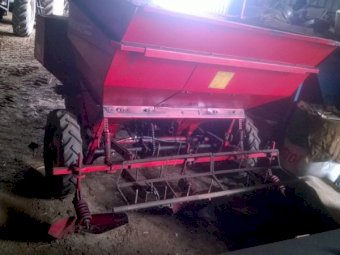 Kverneland Faun 1400 Potato Planter