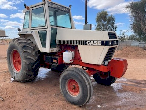 Case 2090 Tractor