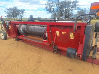 Case IH 2015 Canola Pickup Front