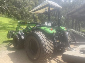 2023 Deutz 4090.4E Tractor with Loader