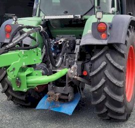 Fendt 712 Vario Tractor