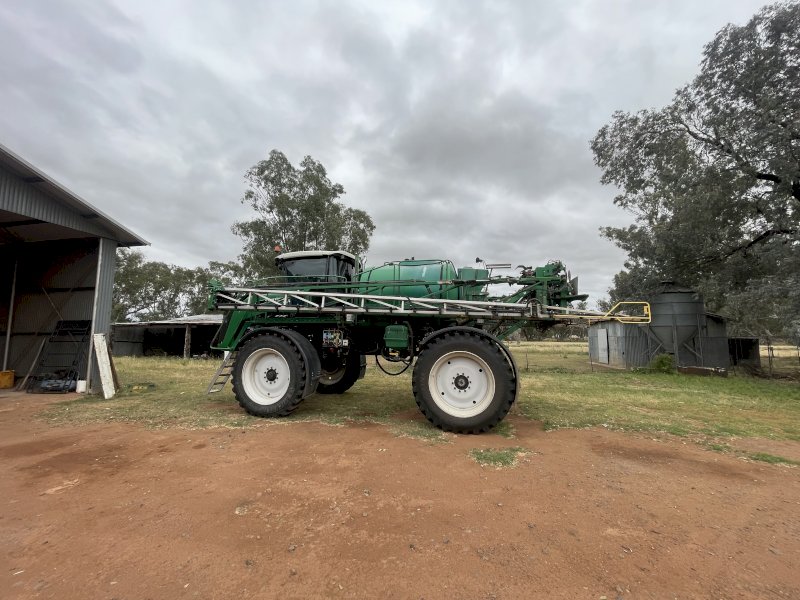 2011 Goldacres Crop Cruiser 5236 SP Sprayer