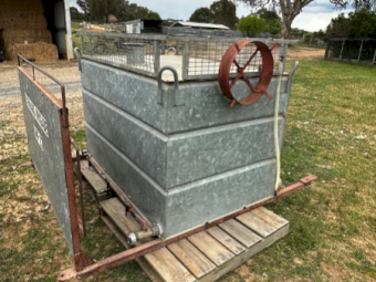 2000L Water Tank With Honda Pump and Accessories