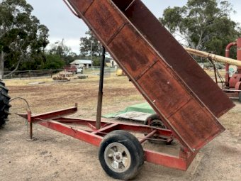 Farm Tipping Trailer