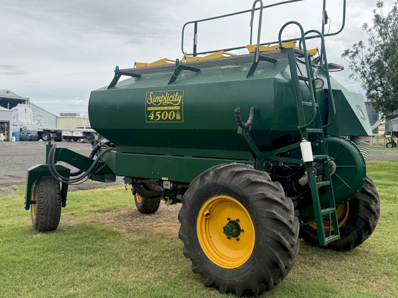 Simplicity 4500l  3 bin Air Seeder