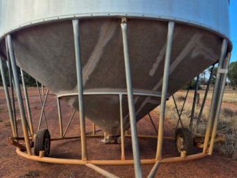 HE Silo 30T FB Field Bin