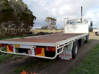 2002 Volvo FL250 Tray Truck
