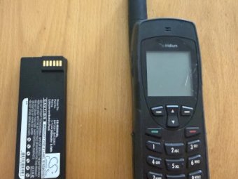 Iridium 9555 satellite phone