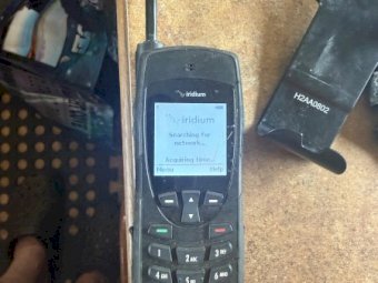 Iridium 9555 satellite phone