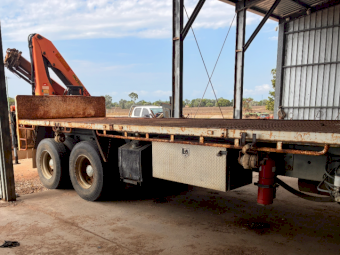 1998 Volvo FL6 6x4 Crane Mounted Truck