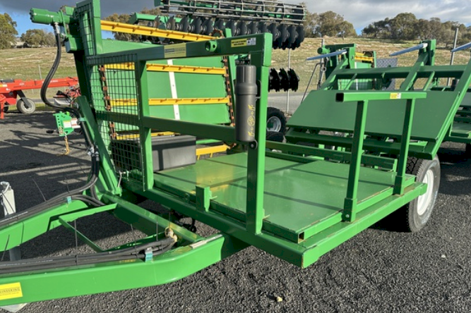 New 2023 Elsworth Square & Round Multi Feeder