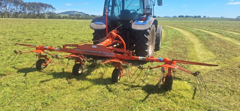 Kuhn GF5001 Tedder for Hay and Silage