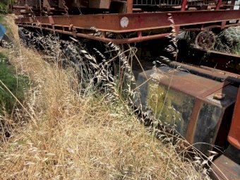 International AB 160 Truck with Trailer