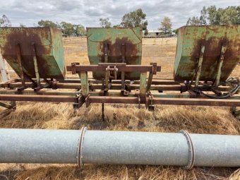 Row Crop Fertiliser Rig