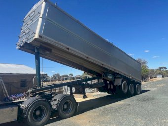 1996 TOA Hercules Tipping Trailer