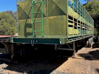 40' Trailer with 38' 2 Deck Stockcrate