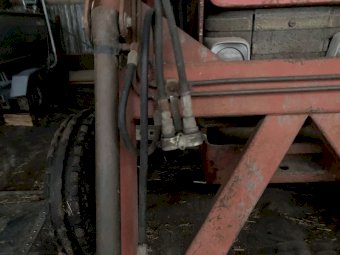 Massey Ferguson 175 Tractor with FEL