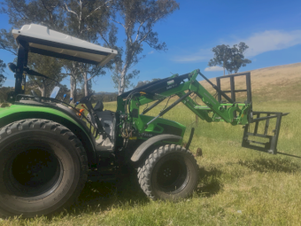 2023 Deutz 4090.4E Tractor with Loader