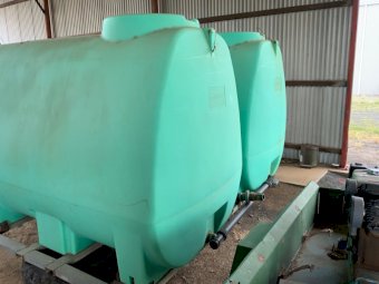 2 x 4900 lt Rapid Poly Tanks