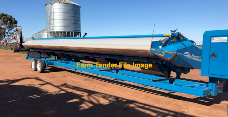 WANTED 40ft+ Shelbourne Stripper Front