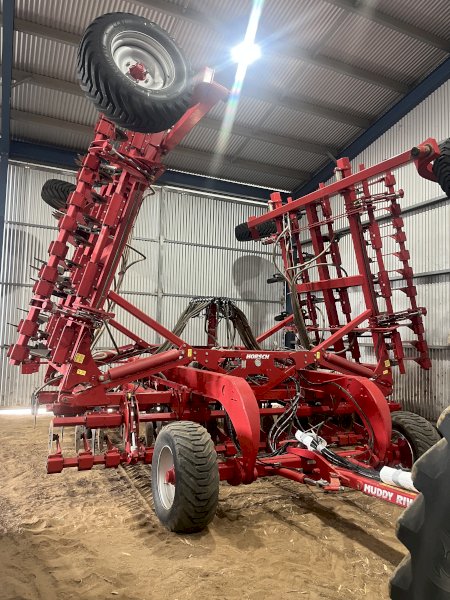 2019 Horsch Sprinter 12NT with 17000L Air Cart