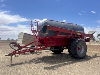 2019 Horsch Sprinter 12NT with 17000L Air Cart