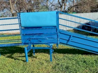 Cockburn Sheep Handler