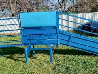 Cockburn Sheep Handler