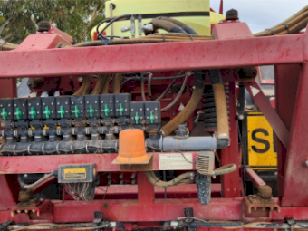 2018 Hardi 6500 Boom Spray