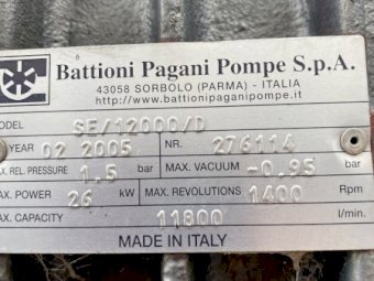 15000lt Gilltrap vacuum tank, pump, and suction hoses