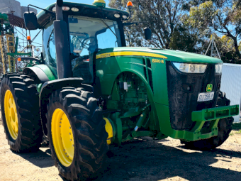 2017 John Deere 8320R Tractor