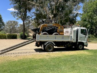2013 Hino 1022 Tipper Truck