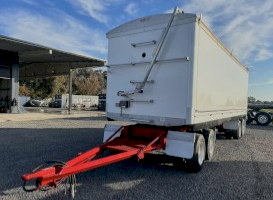 2002 White Hercules Quad Dog