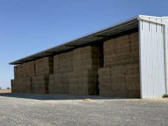 200mt Oaten Hay 650kg 8x4x3 Bales