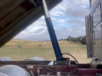 Bissalloy body 4240mm long 1050 high on sub frame with Hoist