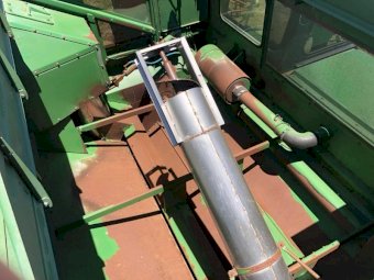 1984 John Deere 8820 with 224 Tyne Reel Open Front