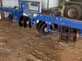 Grizzly Track Renovator