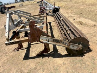 Yeomans Agro Plough 7 tyne Ripper