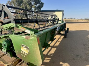 John Deere 922 Rice Front