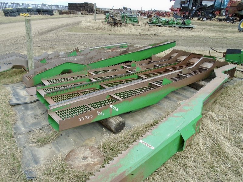 WANTED Set of Straw Walkers