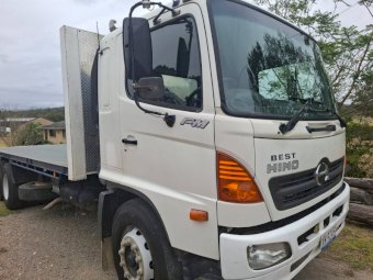 2005 Hino FM1JOOA Tray Truck