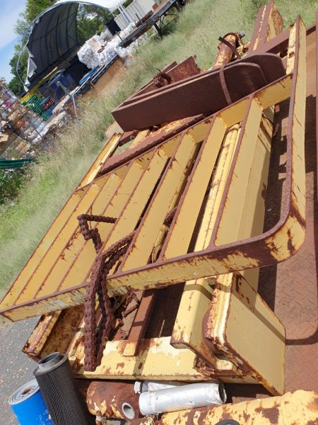 2.5 ton Fork lift attachment with Pallet forks