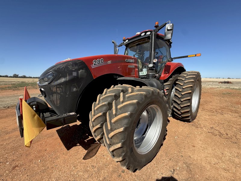 2022 Case IH  280 Magnum AFS. Tractor