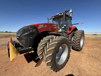 2022 Case IH  280 Magnum AFS. Tractor