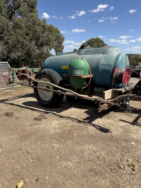 Goldacres 3000L Boom Spray