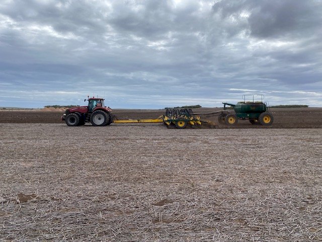 Simplicity Allrounder 9000L Air Seeder With 43Ft Bar