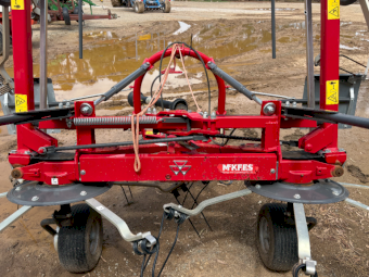 Massey Ferguson TD524DN Tedder Rake