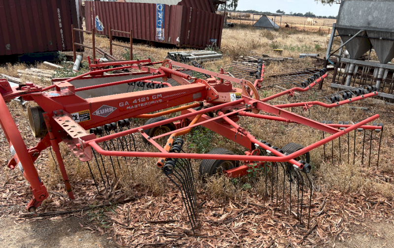 Kuhn GA4121GM Rotary Rake